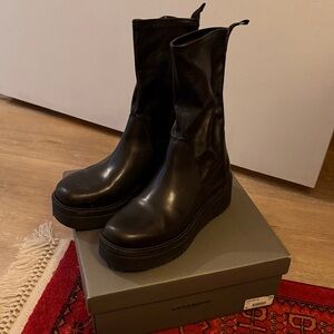 Vagabond Black Platform “Tara” Heeled Boots